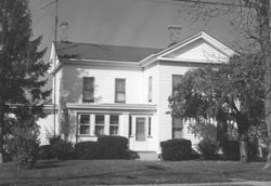 Residence of H. H. Mason located on Vienna Ave. in Niles.