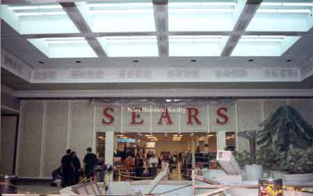 The Eastwood Mall during the complete renovation of the interior, including removal of the fountains. Dated February 14, 1994.