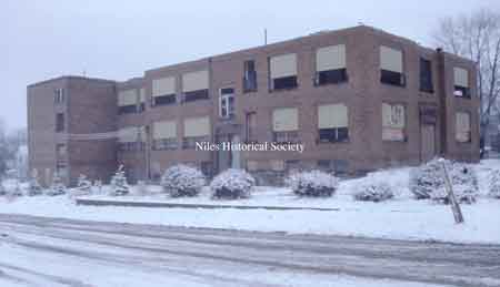 The South Bentley Avenue Building, renamed Jefferson School, was closed in 1980 and razed.