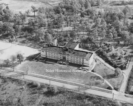 Aerial view of Washington School