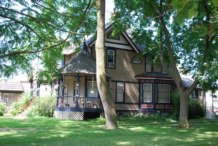 621 North Main Street