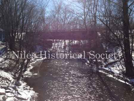 Erie Railroad Bridge that crosses the Mosquito Creek near Robbins and Mahoning Avenues.