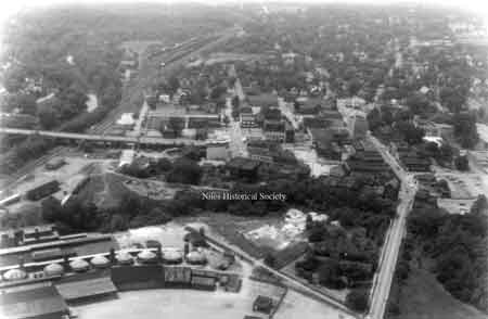 Aerial view of the Niles Firebrick kilns.