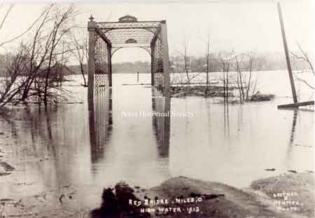 The "Red Bridge" or high iron bridge was located on West Park Avenue in Niles.