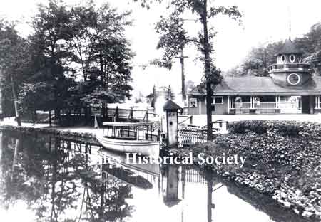 Riverside Park, was a pleasure resort located at the intersection of Route 46 and Salt Springs Road 