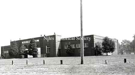 Front view of Niles Swimming Pool 1980s.