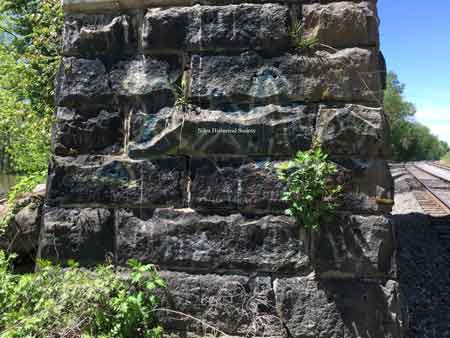 The following photographs were taken in 2011 of the iron bridge over the Mahoning River.