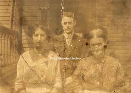 L-R: Charlotte Martin Nicholas (1883-1965), Samual Nicholas (1888-1965), Ann Richards Nicholas (1838-1914) at 118 Lincoln Avenue.