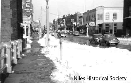 The Hartzell Building after the 1950 Thanksgiving Day snow storm.