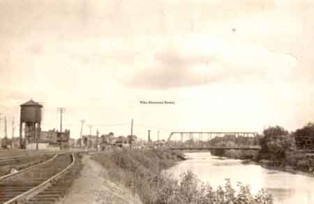 Looking east along the Mahoning River toward the Iron Bridge.