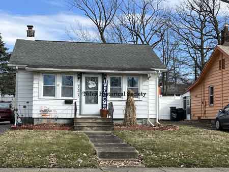Close-up view of house on Lafayette Street.